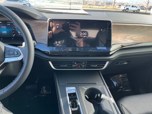 New 2026 Volkswagen Atlas SE image 11