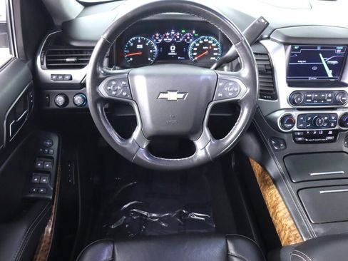 Used 2019 Chevrolet Tahoe Premier AWD/4WD image 36