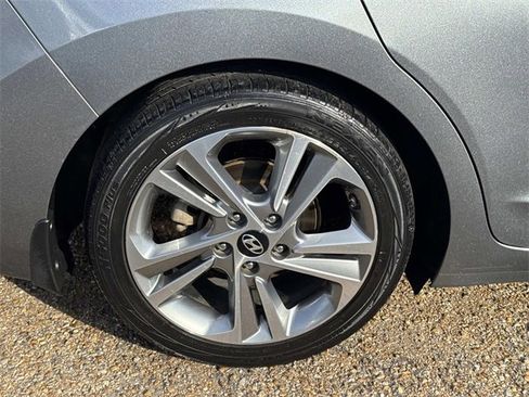 Used 2017 Hyundai Elantra Limited w/ Limited Ultimate Package 09 image 5