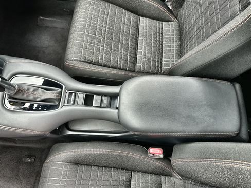 Used 2024 Honda HR-V Sport image 20