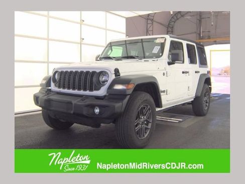 Used 2025 Jeep Wrangler Unlimited Sport AWD/4WD image 1