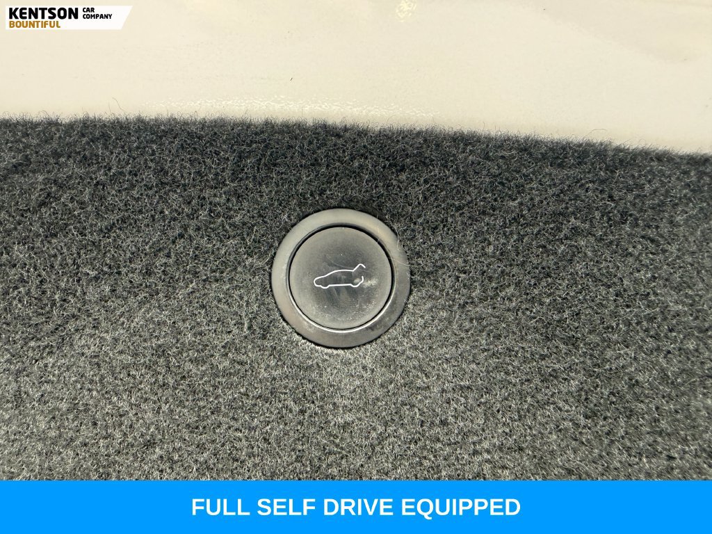 Used 2023 Tesla Model X AWD/4WD image 35