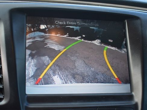 Used 2015 Chrysler 200 C w/ Navigation & Sound Group I image 32