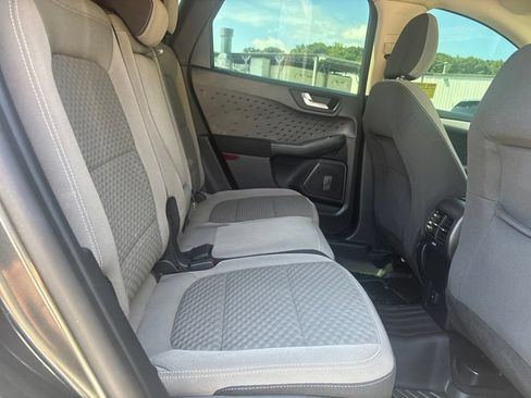 Used 2020 Ford Escape SE FWD image 16