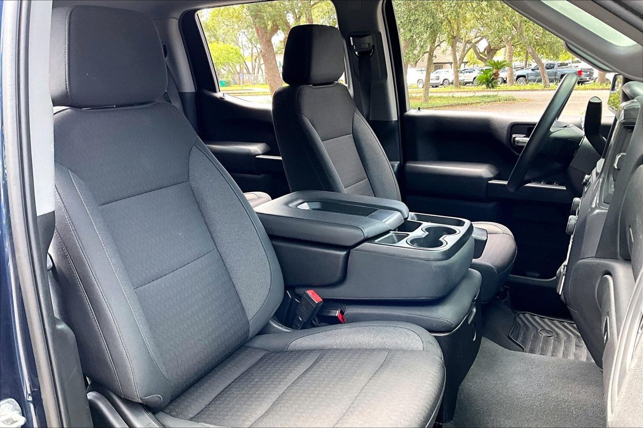 Used 2022 Chevrolet Silverado 1500 Custom AWD/4WD image 30