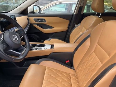 Used 2023 Nissan Rogue Platinum w/ Platinum Premium Package image 6