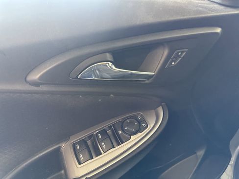 Used 2025 Chevrolet Malibu LT image 19