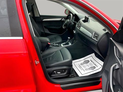 Used 2017 Audi Q3 2.0T Premium Plus w/ Premium Plus Package image 30