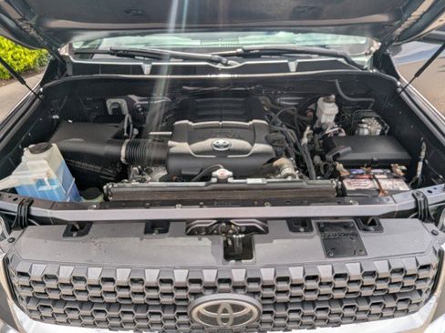 Used 2020 Toyota Tundra SR5 AWD/4WD image 26