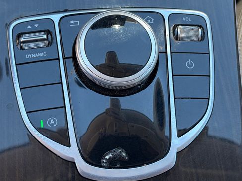 Used 2019 Mercedes-Benz C 300 Sedan image 24