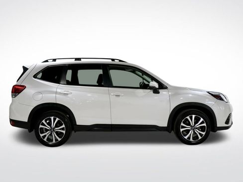 Used 2023 Subaru Forester Limited image 11