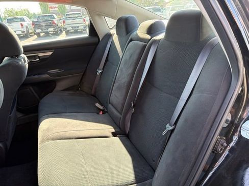 Used 2014 Nissan Altima 2.5 S w/ Display Audio Package FWD image 18