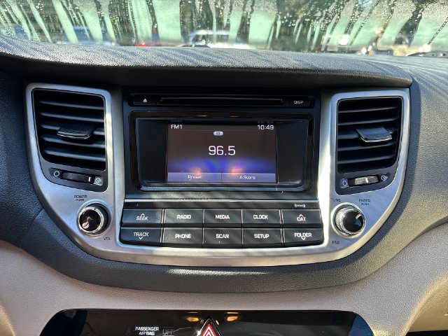 Used 2017 Hyundai Tucson SE FWD image 16