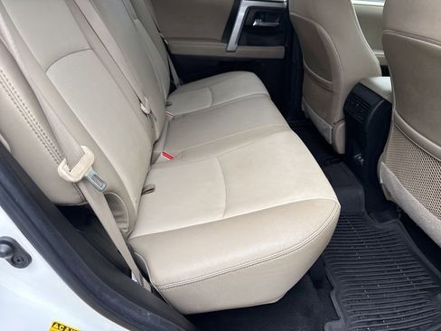 Used 2022 Toyota 4Runner SR5 Premium AWD/4WD image 15