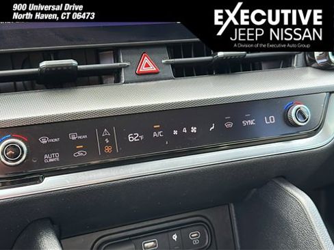 Used 2023 Kia Sportage SX image 19