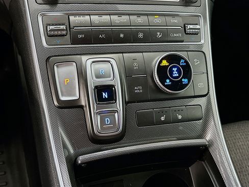 Used 2023 Hyundai Santa Fe SEL image 25