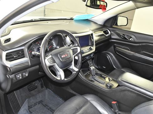 Used 2019 GMC Acadia SLT w/ Black Edition AWD/4WD image 2