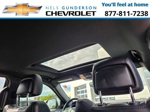 Used 2019 Jeep Grand Cherokee Altitude AWD/4WD image 9