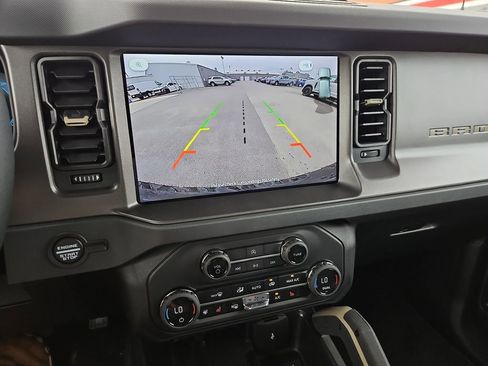 New 2026 Ford Bronco Badlands w/ Sasquatch Package image 24