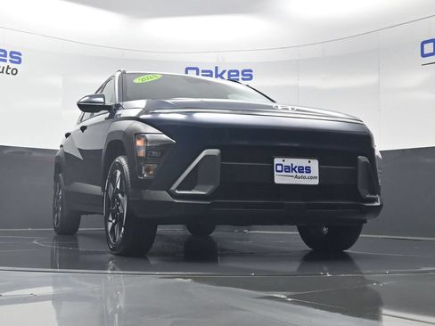 Used 2024 Hyundai Kona SEL AWD/4WD image 39