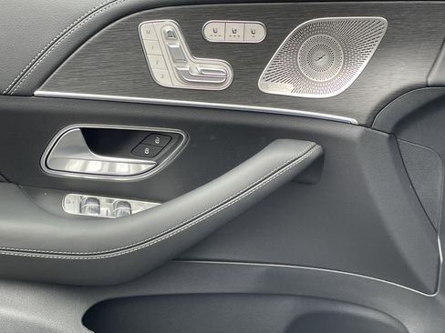 New 2026 Mercedes-Benz GLE 53 AMG 4MATIC image 17