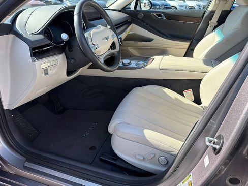 Used 2023 Genesis G80 2.5T w/ Advanced Package RWD image 9