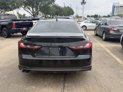 Certified 2025 Toyota Camry SE w/ Convenience Package FWD image 5