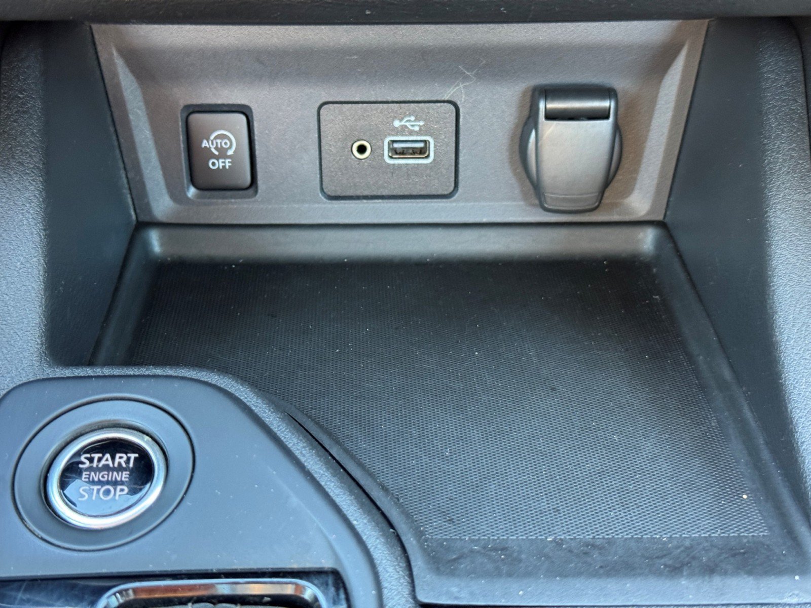 Used 2024 Nissan Sentra S FWD image 25