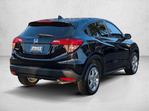 Used 2016 Honda HR-V LX image 5