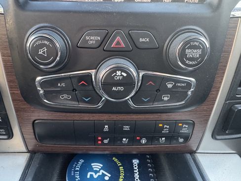 Used 2015 RAM 1500 Laramie w/ Convenience Group image 13