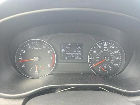 Used 2018 Kia Sportage LX w/ LX Popular Package FWD image 3