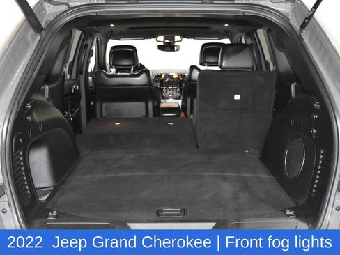Used 2022 Jeep Grand Cherokee Laredo X image 32