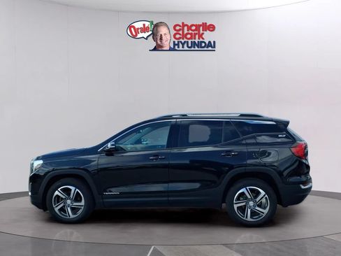 Used 2021 GMC Terrain SLT AWD/4WD image 2