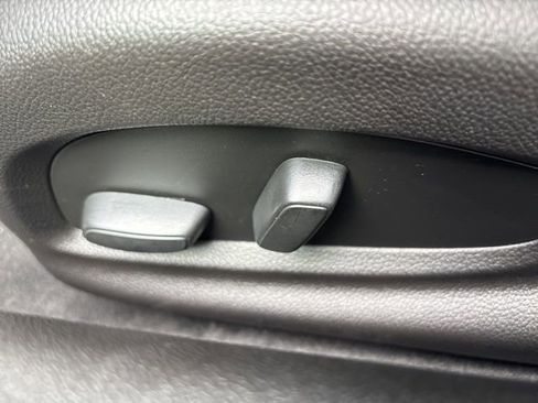 Used 2023 Chevrolet Camaro LT image 13