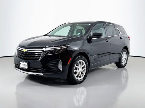 Used 2024 Chevrolet Equinox LT FWD image 1