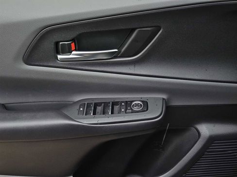 Used 2024 Toyota Prius XLE image 22