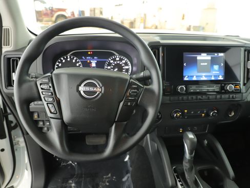 Used 2025 Nissan Frontier S w/ S Utility Package AWD/4WD image 15