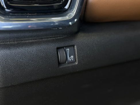 Used 2023 GMC Canyon AT4 w/ LPO, Off Road Lift Package image 28