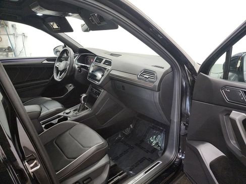 Used 2022 Volkswagen Tiguan SEL R-Line AWD/4WD image 35