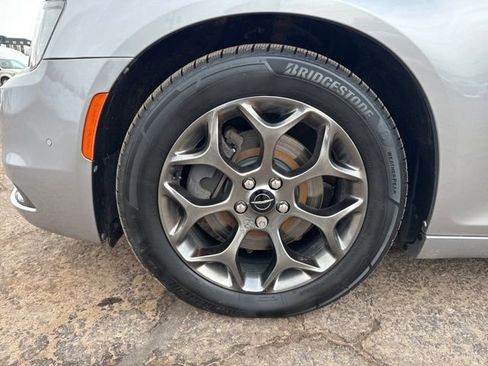 Used 2016 Chrysler 300 S w/ 300S Premium Group image 17