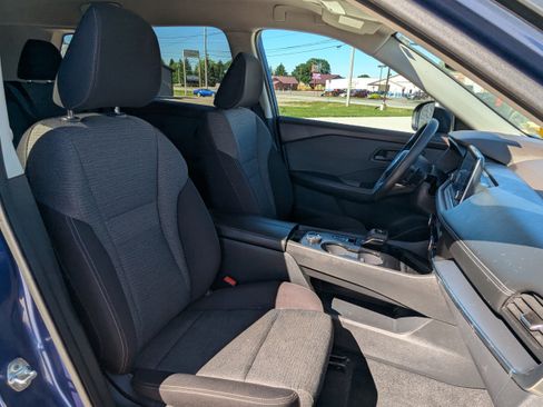 Used 2021 Nissan Rogue S AWD/4WD image 12
