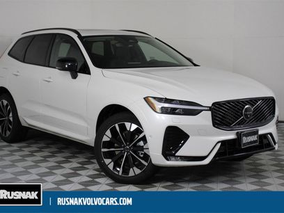 New 2026 Volvo XC60 B5 Plus w/ Climate Package PRO