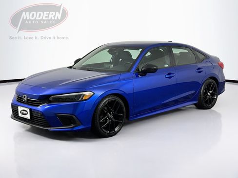 Used 2023 Honda Civic Sport image 1