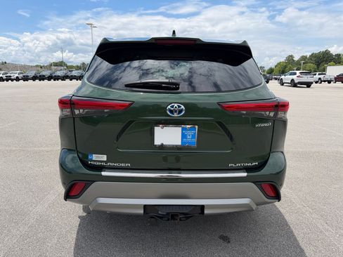 Used 2023 Toyota Highlander Platinum AWD/4WD image 10