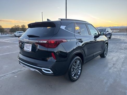 Used 2023 Kia Seltos S image 8