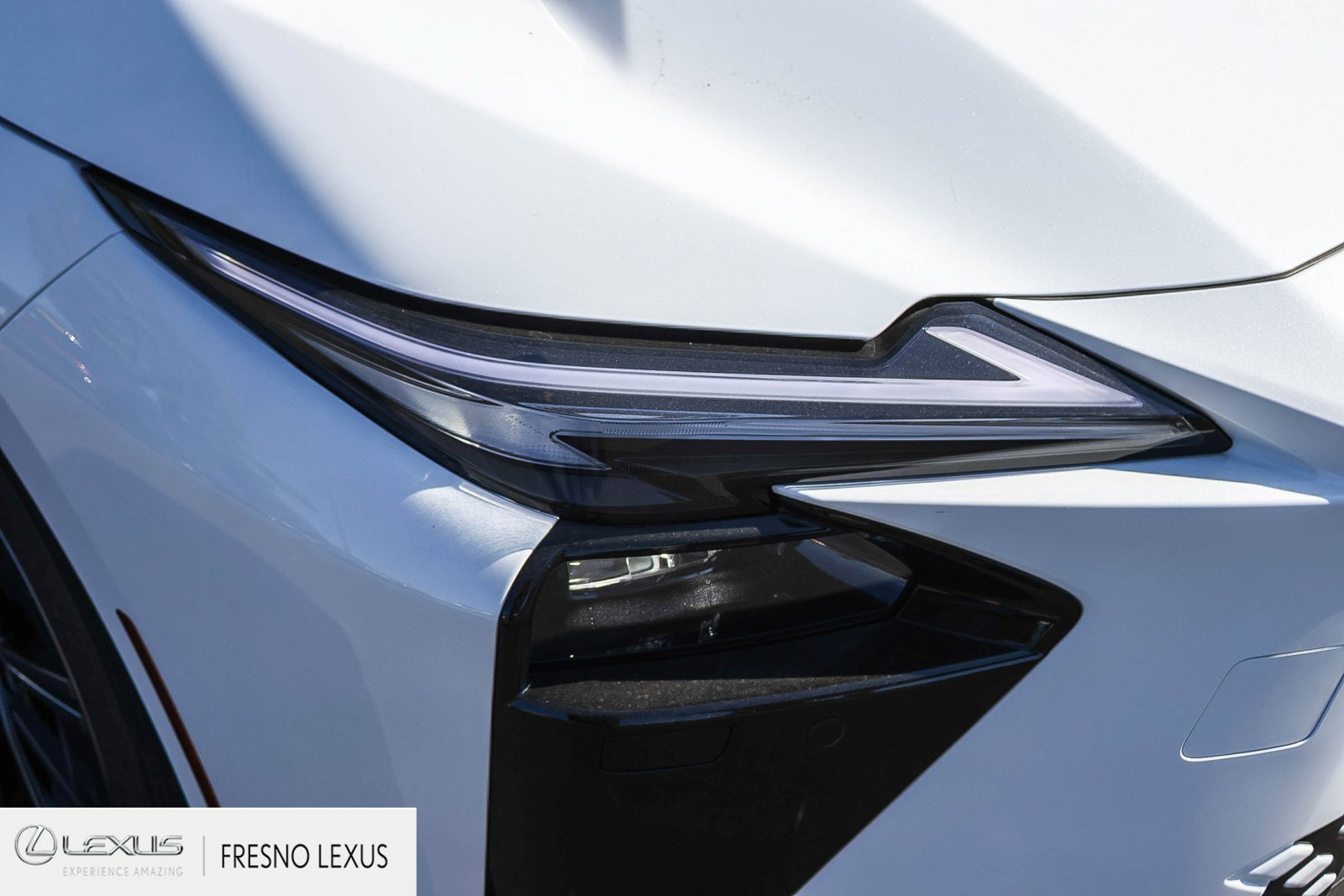 New 2026 Lexus ES 350h AWD image 10