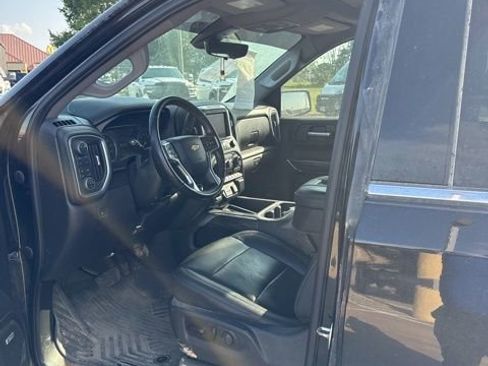 Used 2021 Chevrolet Silverado 1500 LTZ w/ LTZ Premium Package AWD/4WD image 11