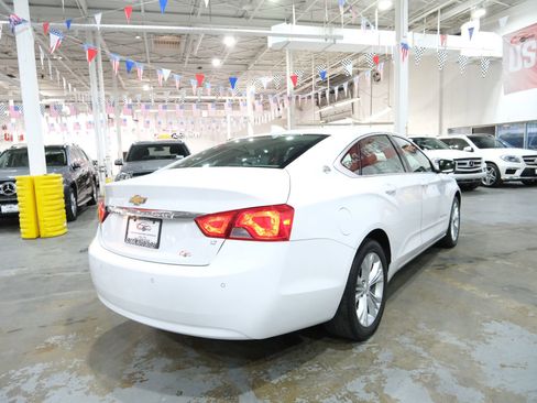 Used 2015 Chevrolet Impala LT w/ Convenience Package image 11