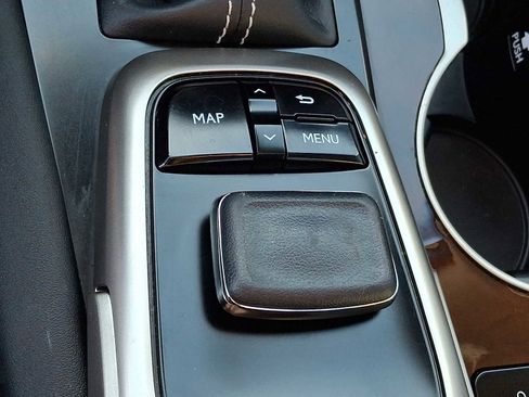 Used 2019 Lexus RX 450h AWD w/ Navigation Package image 22