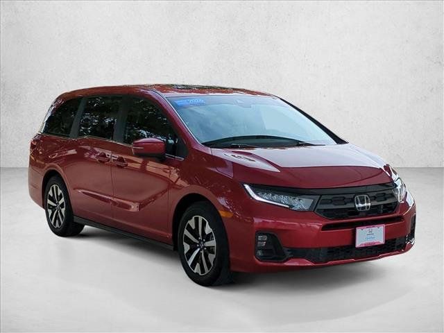 Certified 2026 Honda Odyssey EX-L image 3